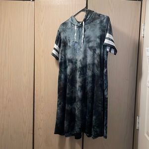 Black and grey tie-dye hidden skater dress